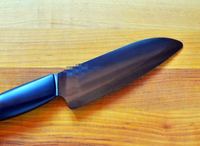 //rnrorwxhiqijjo5q.ldycdn.com/cloud/libpnkrpjmsrilqjqnjpjp/what-s-the-fference-between-a-chef-kife-and-a-kitchen-knife_3.jpg